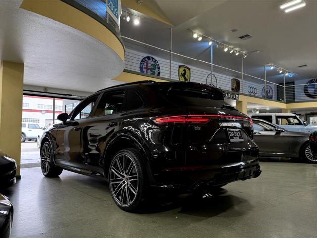 2020 Porsche Cayenne E-Hybrid E-Hybrid