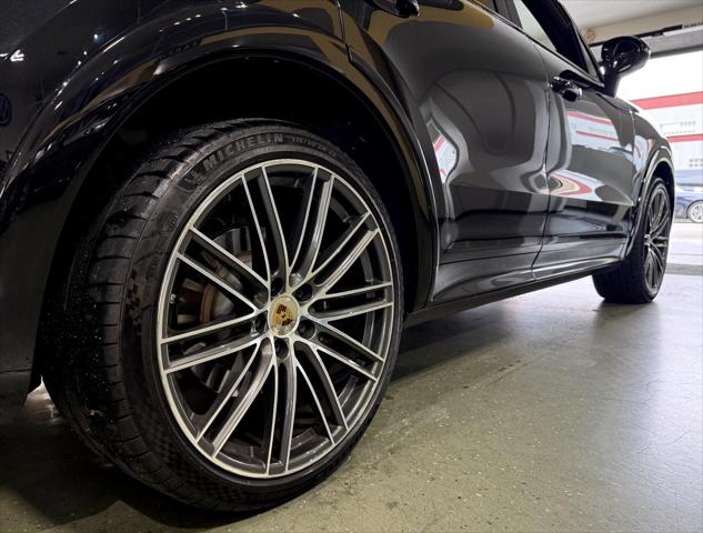 2020 Porsche Cayenne E-Hybrid E-Hybrid
