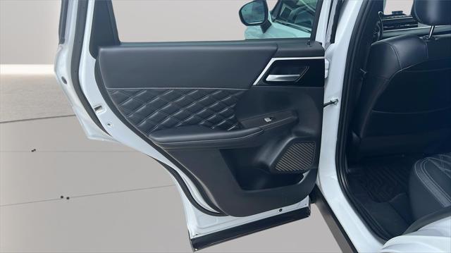 2022 Mitsubishi Outlander SEL Special Edition 2WD