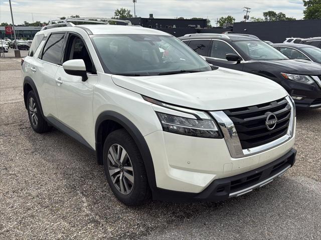 2024 Nissan Pathfinder SL 4WD for sale near Columbus, OH