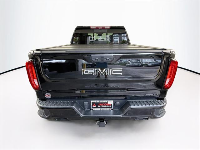 2023 GMC Sierra 1500 4WD Crew Cab Short Box AT4