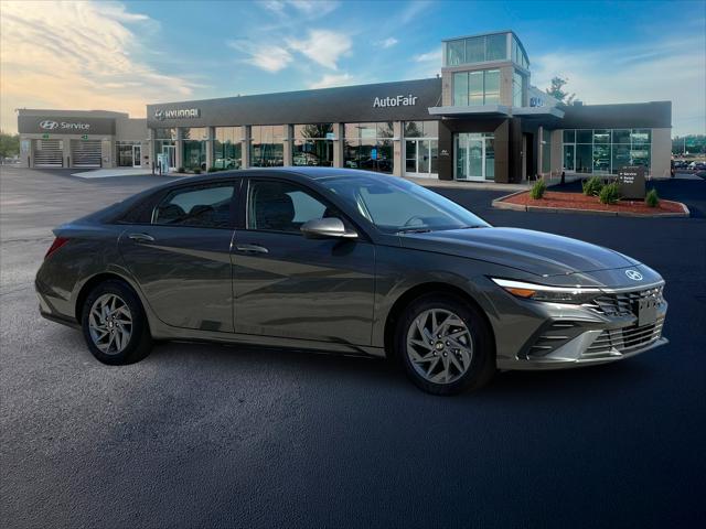 2025 Hyundai Elantra Hybrid Blue