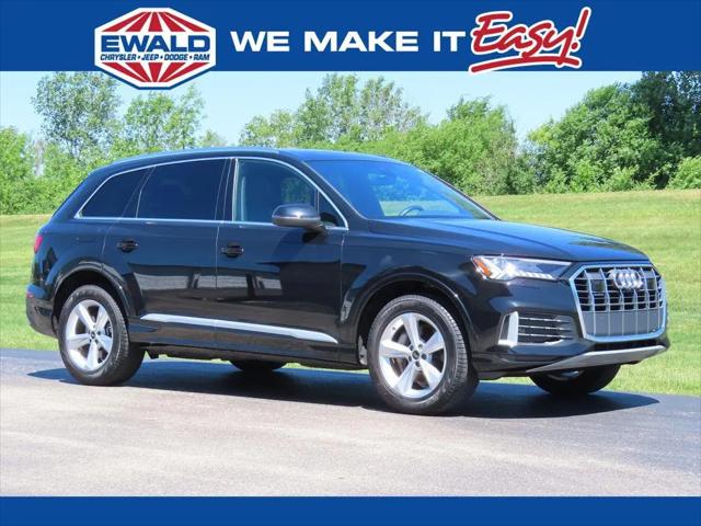 2023 Audi Q7 Premium Plus 45 TFSI quattro Tiptronic for sale in Oconomowoc, WI