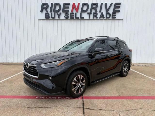 2024 Toyota Highlander XLE for sale in McKinney, TX
