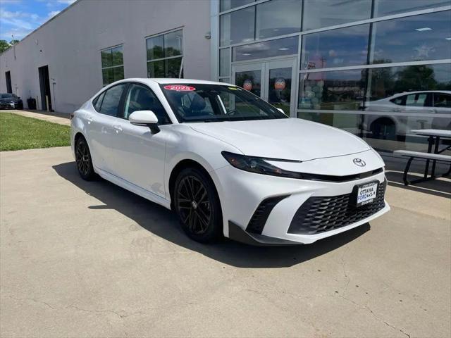 2025 Toyota Camry SE for sale in Ottawa, IL