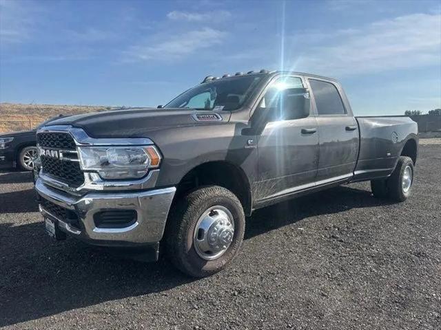 2024 Ram 3500 Tradesman Crew Cab 4x4 8' Box for sale in Sunnyside, WA