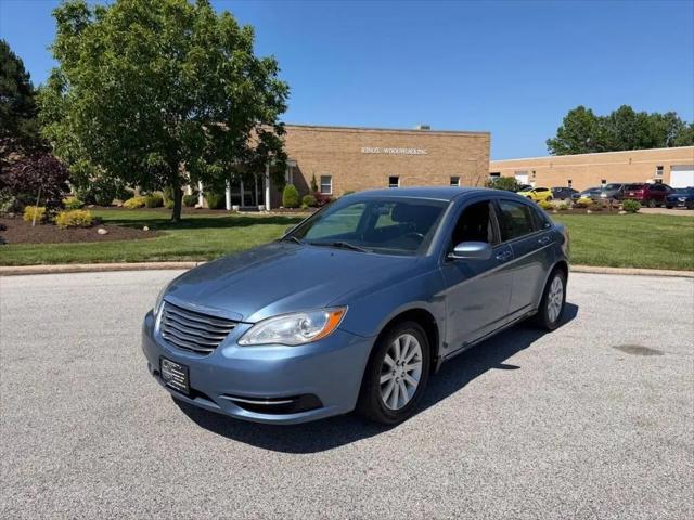 2011 Chrysler 200 Touring for sale in Willoughby, OH