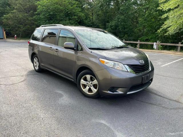 2011 Toyota Sienna LE V6 for sale in Sterling, VA