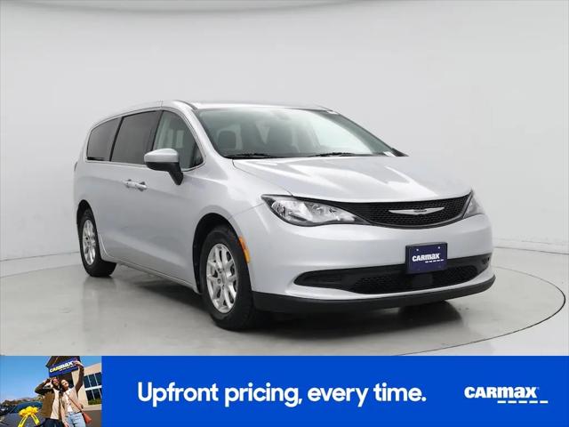 2022 Chrysler Voyager LX for sale in Fresno, CA