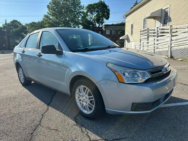 2009 Ford Focus SE for sale in Barberton, OH