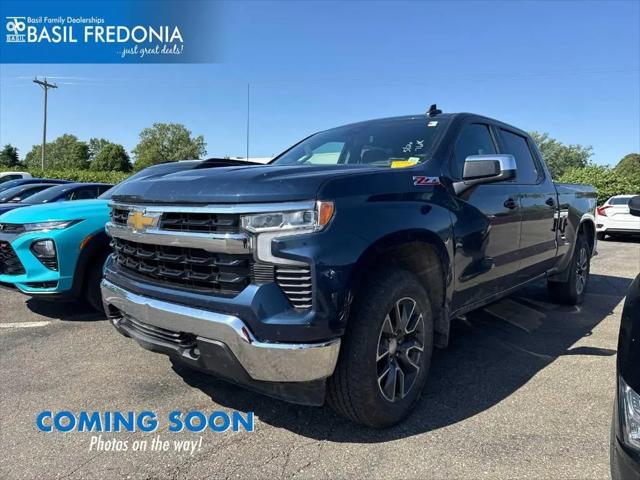 2022 Chevrolet Silverado 1500 4WD Crew Cab Standard Bed LT for sale in Fredonia, NY