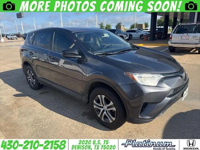 2018 Toyota RAV4 LE for sale in Denison, TX