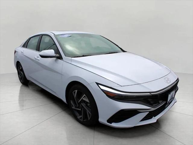 2024 Hyundai Elantra SEL for sale in Green Bay, WI