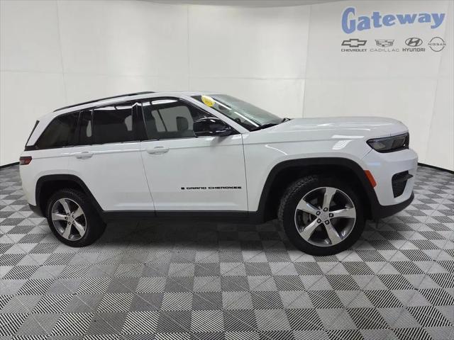 2023 Jeep Grand Cherokee Altitude 4x4 for sale in Fargo, ND