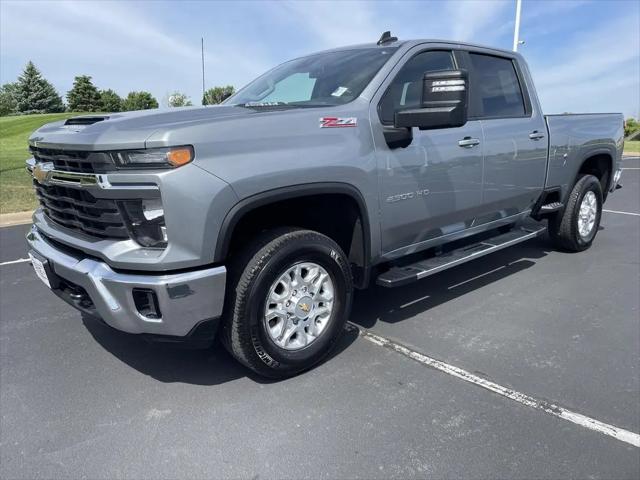 2024 Chevrolet Silverado 2500HD 4WD Crew Cab Standard Bed LT for sale in Belle Plaine, MN