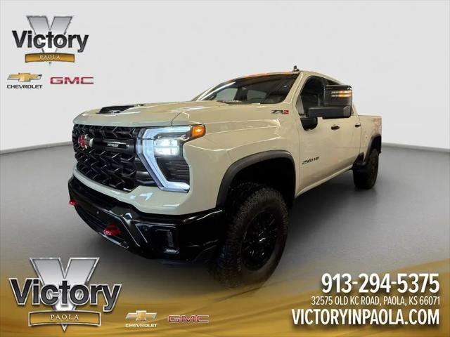 2026 Chevrolet Silverado 2500HD Crew Cab, Standard Bed, XR2, 4WD for sale in Paola, KS