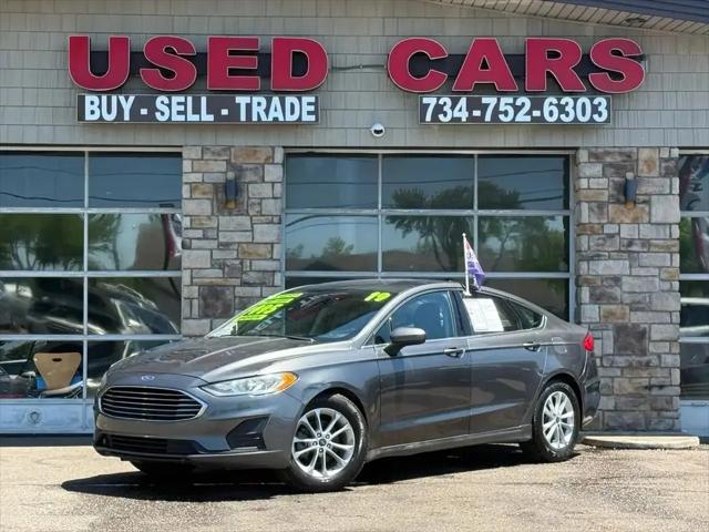 2019 Ford Fusion SE for sale in Woodhaven, MI