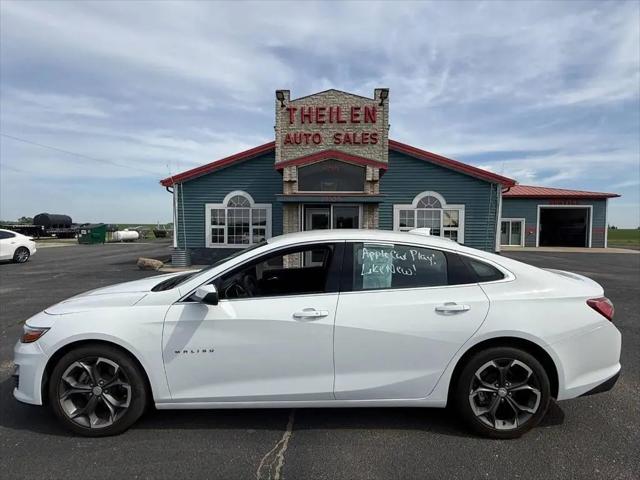 2022 Chevrolet Malibu FWD LT for sale in Clear Lake, IA