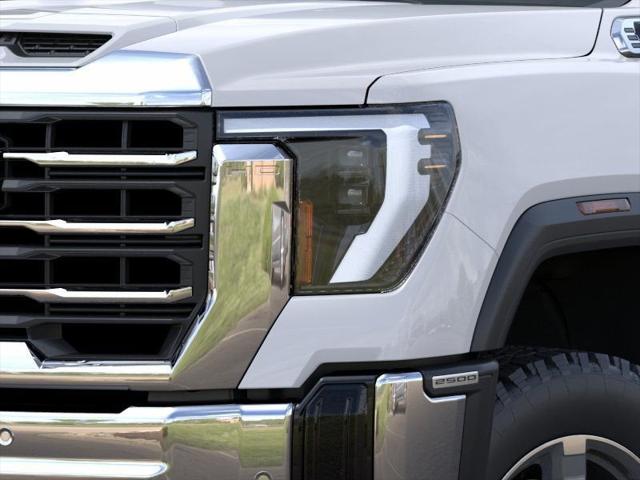 2026 GMC Sierra 2500HD Crew Cab, Standard Bed, SLT, 4WD