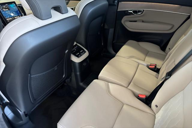 2026 Volvo XC90 Plug-In Hybrid Plus, T8 AWD, Electric/Gasoline, Bright, 7 Seats