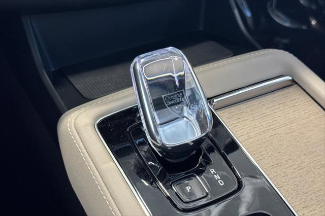 2026 Volvo XC90 Plug-In Hybrid Plus, T8 AWD, Electric/Gasoline, Bright, 7 Seats