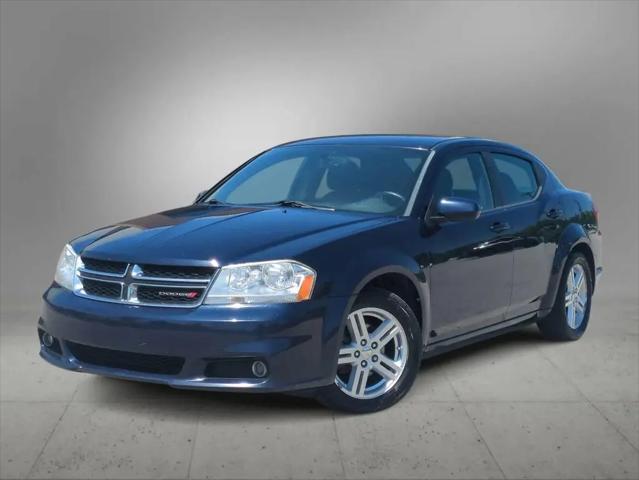 2013 Dodge Avenger SXT for sale in Farmington Hills, MI