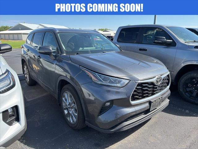 2022 Toyota Highlander Limited for sale in Hudson , IA