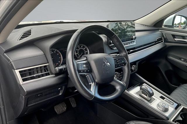 2022 Mitsubishi Outlander SEL Special Edition 2WD