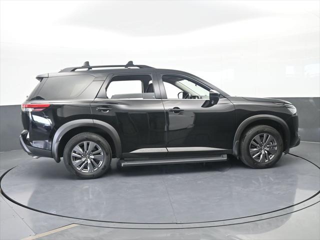 2024 Nissan Pathfinder SV FWD