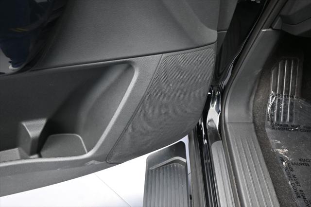 2024 Nissan Pathfinder SV FWD