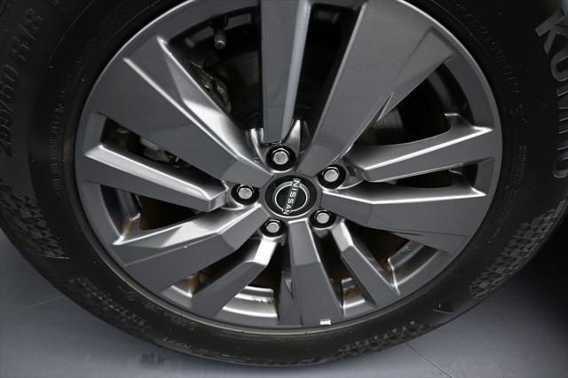 2024 Nissan Pathfinder SV FWD