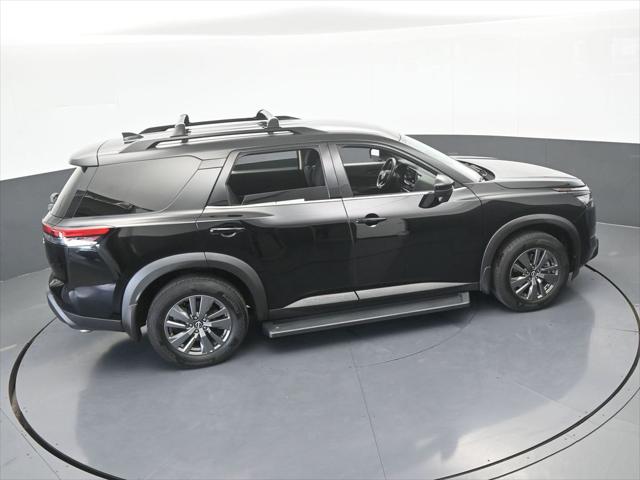 2024 Nissan Pathfinder SV FWD