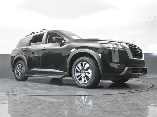 2024 Nissan Pathfinder SV FWD