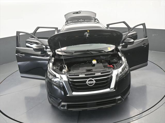 2024 Nissan Pathfinder SV FWD