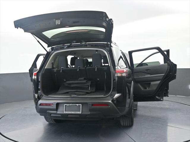 2024 Nissan Pathfinder SV FWD
