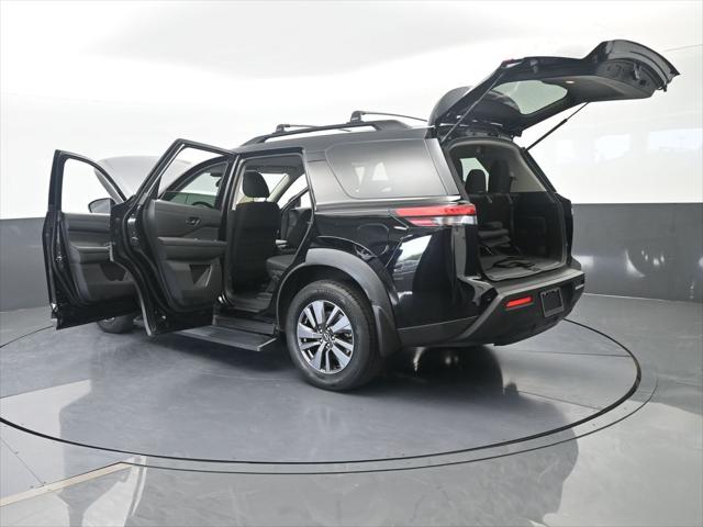 2024 Nissan Pathfinder SV FWD