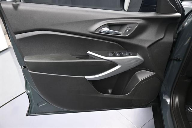 2025 Chevrolet Trax FWD LS