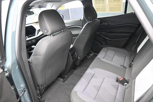 2025 Chevrolet Trax FWD LS
