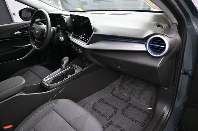 2025 Chevrolet Trax FWD LS