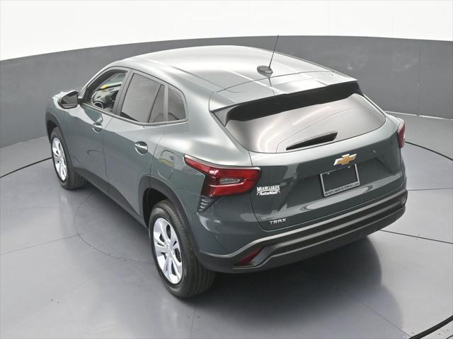 2025 Chevrolet Trax FWD LS