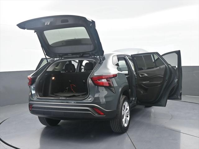 2025 Chevrolet Trax FWD LS