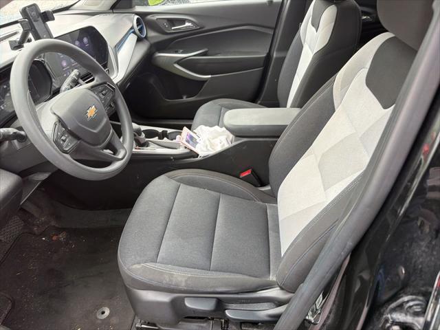 2025 Chevrolet Trax FWD LS
