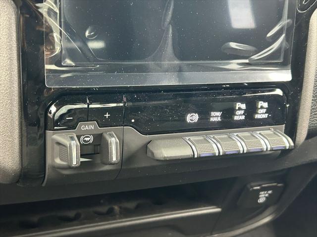 2026 Ram 3500 Tradesman Crew Cab 4x4 8' Box