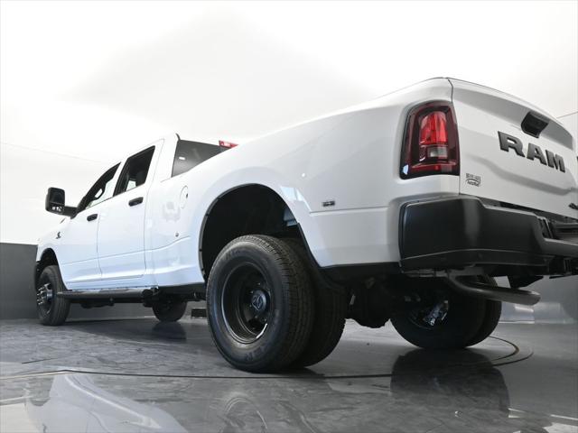 2026 Ram 3500 Tradesman Crew Cab 4x4 8' Box