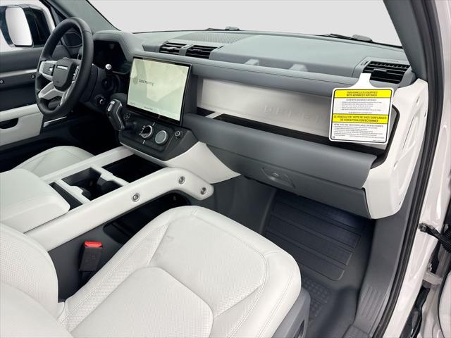 2026 Land Rover Defender P400 X-Dynamic SE