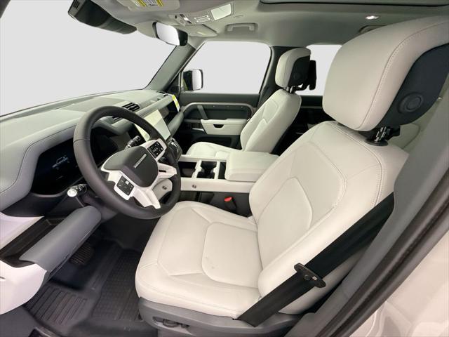 2026 Land Rover Defender P400 X-Dynamic SE