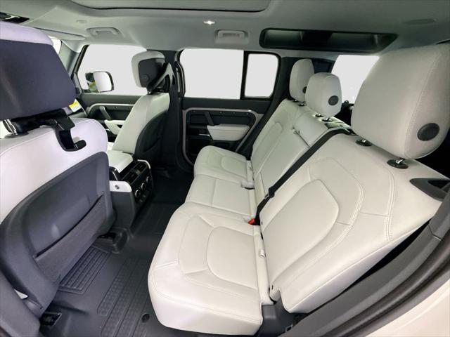 2026 Land Rover Defender P400 X-Dynamic SE