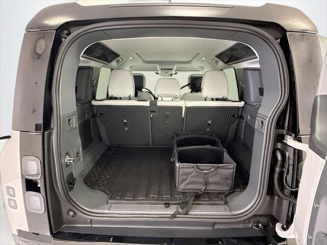 2026 Land Rover Defender P400 X-Dynamic SE