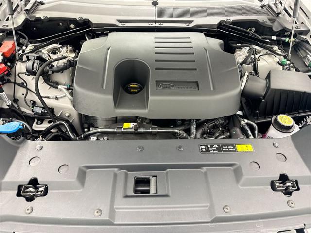 2026 Land Rover Defender P400 X-Dynamic SE
