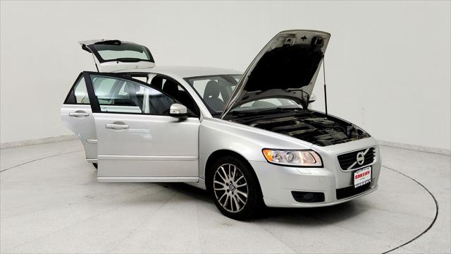 2011 Volvo V50 T5